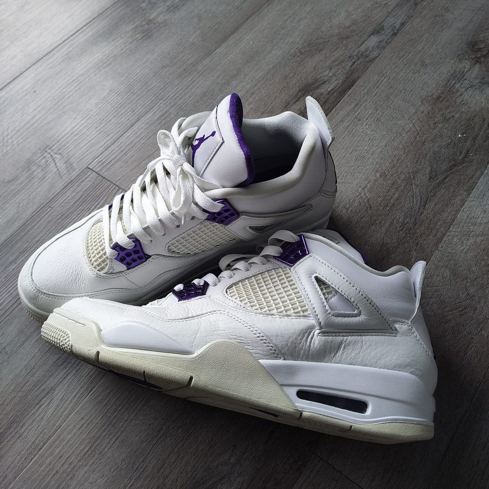 Jordan 4 metallic purple 2020